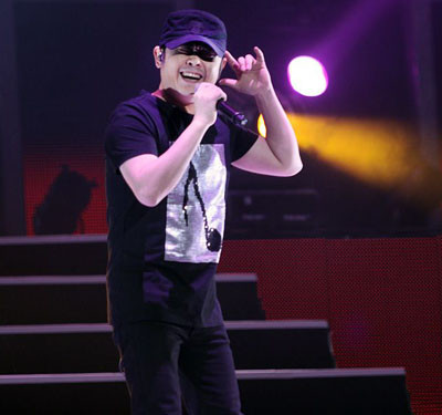 走进幕后 刀郎的经纪人如何成就音乐的出走与回归